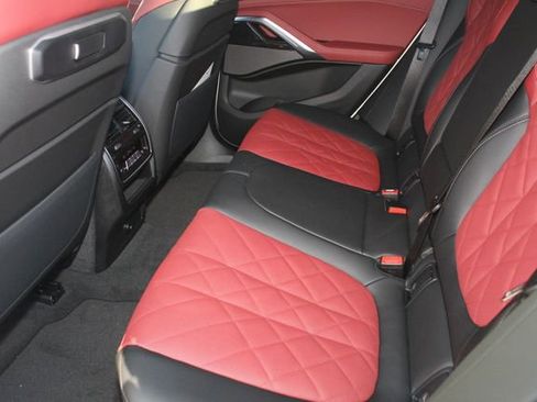 New 2026 BMW X6 xDrive40i image 22