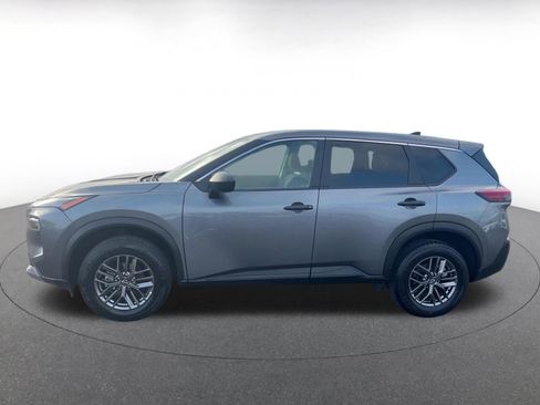 Used 2023 Nissan Rogue S image 9