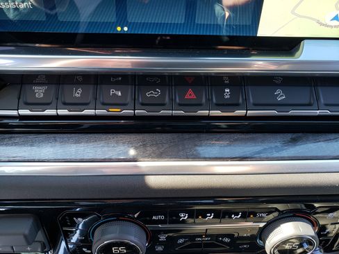 New 2026 Chevrolet Silverado 2500 LTZ w/ LTZ Plus Package image 24