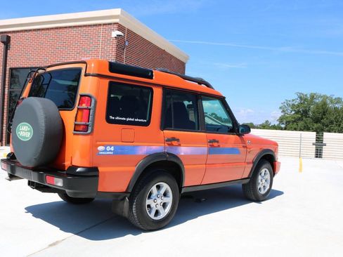 Used 2004 Land Rover Discovery S AWD/4WD image 5