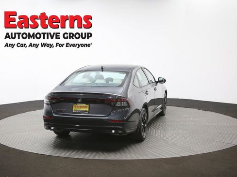 Used 2025 Honda Accord SE image 39