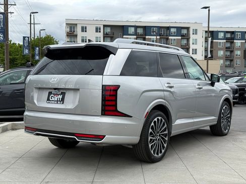 Used 2026 Hyundai Palisade Calligraphy AWD/4WD image 4