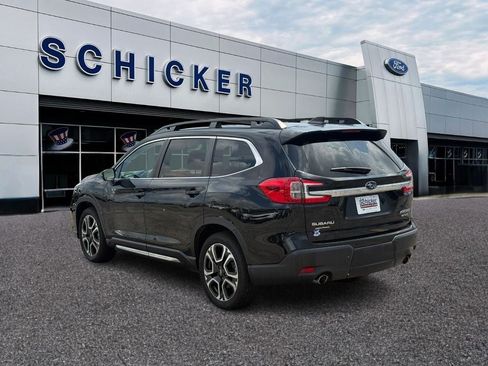 Used 2023 Subaru Ascent Limited AWD/4WD image 3