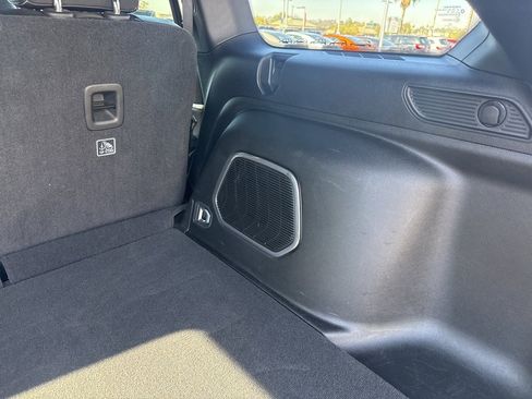 Certified 2024 Jeep Grand Cherokee Limited w/ Luxury Tech Group II image 8