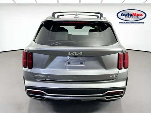 Used 2023 Kia Sorento SX Prestige w/ Panoramic Sunroof Package AWD/4WD image 8