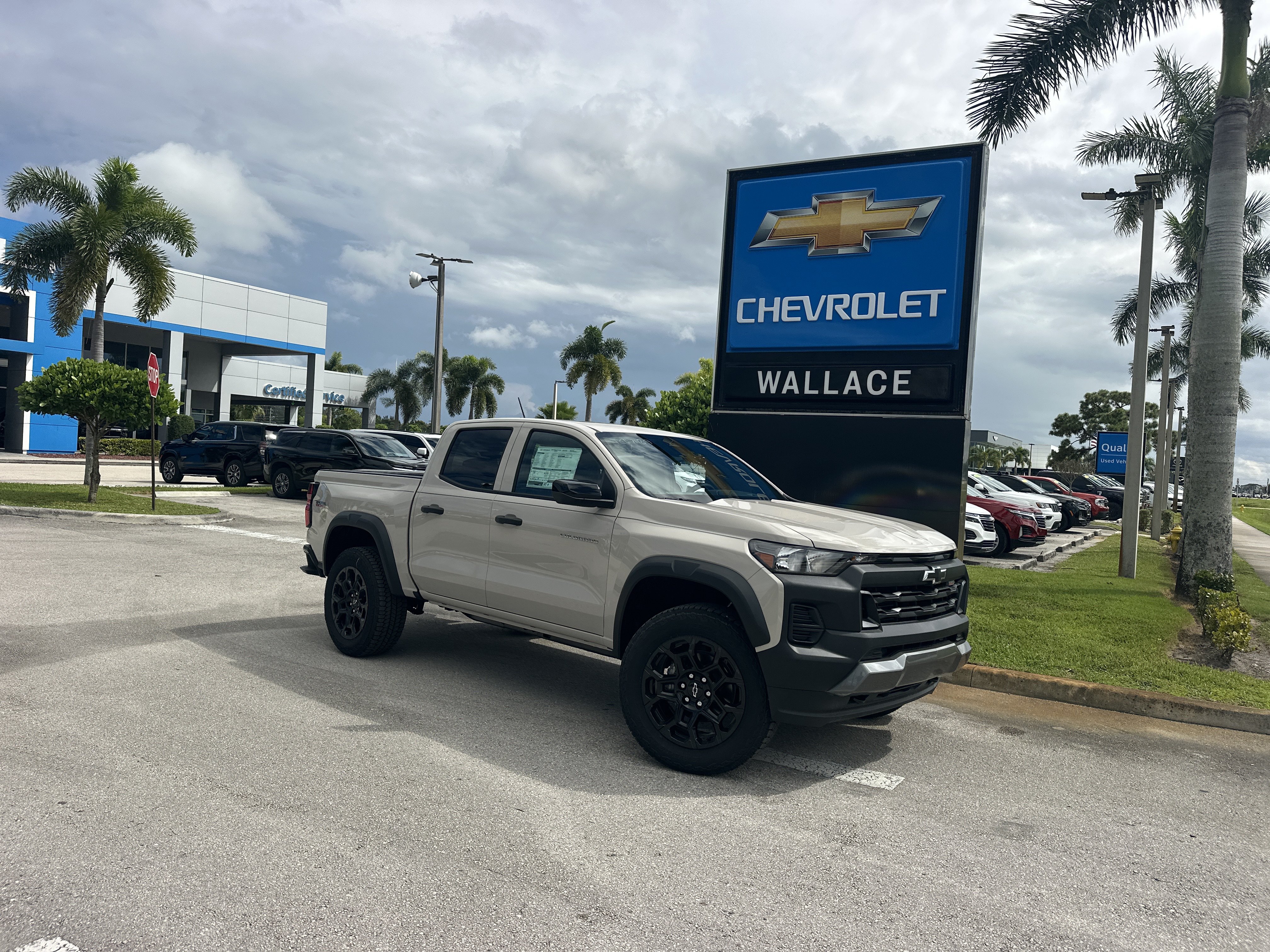 New 2026 Chevrolet Colorado Trail Boss AWD/4WD image 1