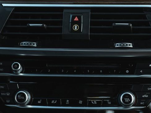 Used 2019 BMW X3 sDrive30i w/ Driving Assistance Package image 29