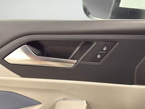New 2026 Volkswagen Jetta SE FWD image 16