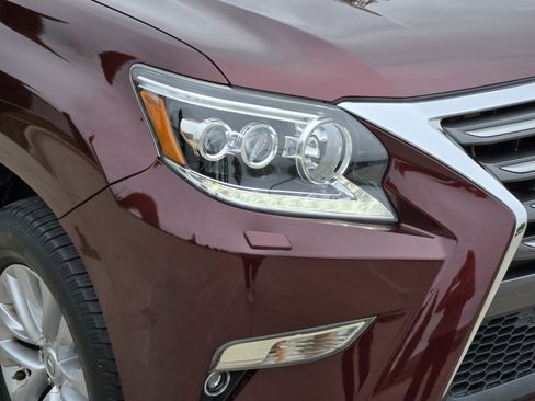 Used 2019 Lexus GX 460 Premium image 11