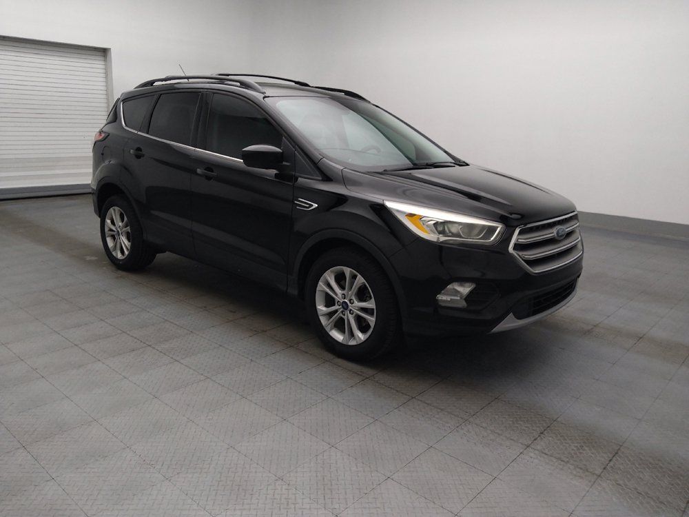 Used 2017 Ford Escape SE w/ Equipment Group 201A FWD image 11