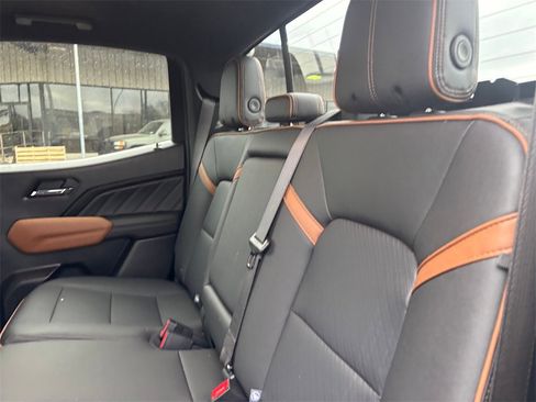 Used 2023 GMC Canyon AT4 w/ AT4 Premium Package image 28