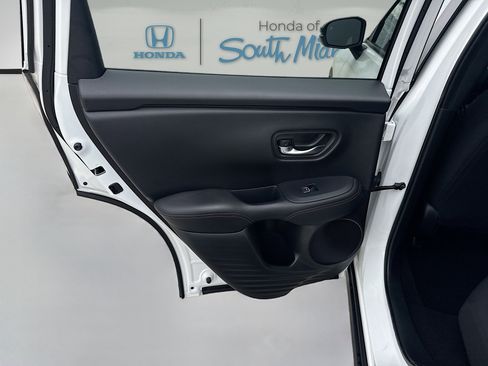 Certified 2025 Honda HR-V Sport image 24