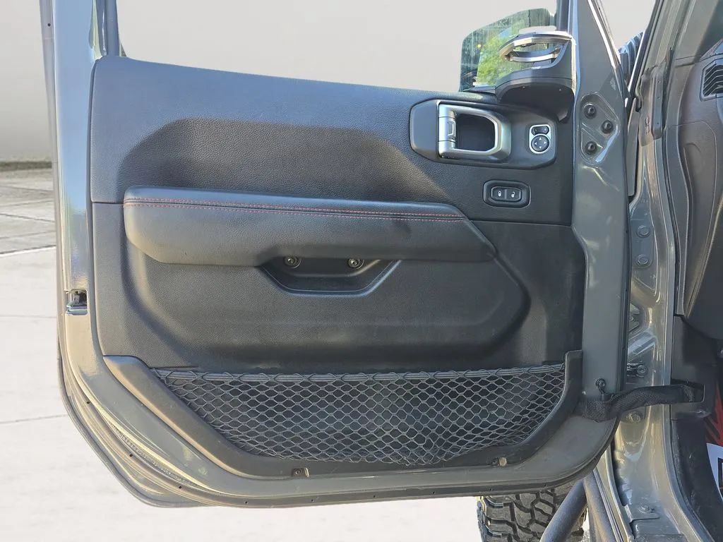 Used 2020 Jeep Wrangler Unlimited Rubicon AWD/4WD image 18