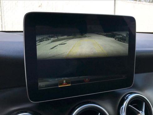 Certified 2019 Mercedes-Benz GLA 250 image 15