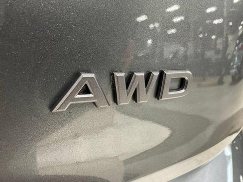Used 2025 Nissan Rogue SV AWD/4WD image 10