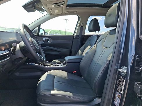 Certified 2024 Kia Sorento X-Line EX AWD/4WD image 14