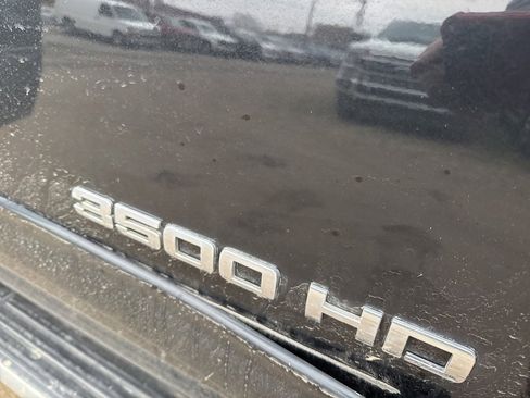 Used 2013 Chevrolet Silverado 3500 LTZ image 38