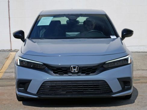 Used 2023 Honda Civic Sport image 40