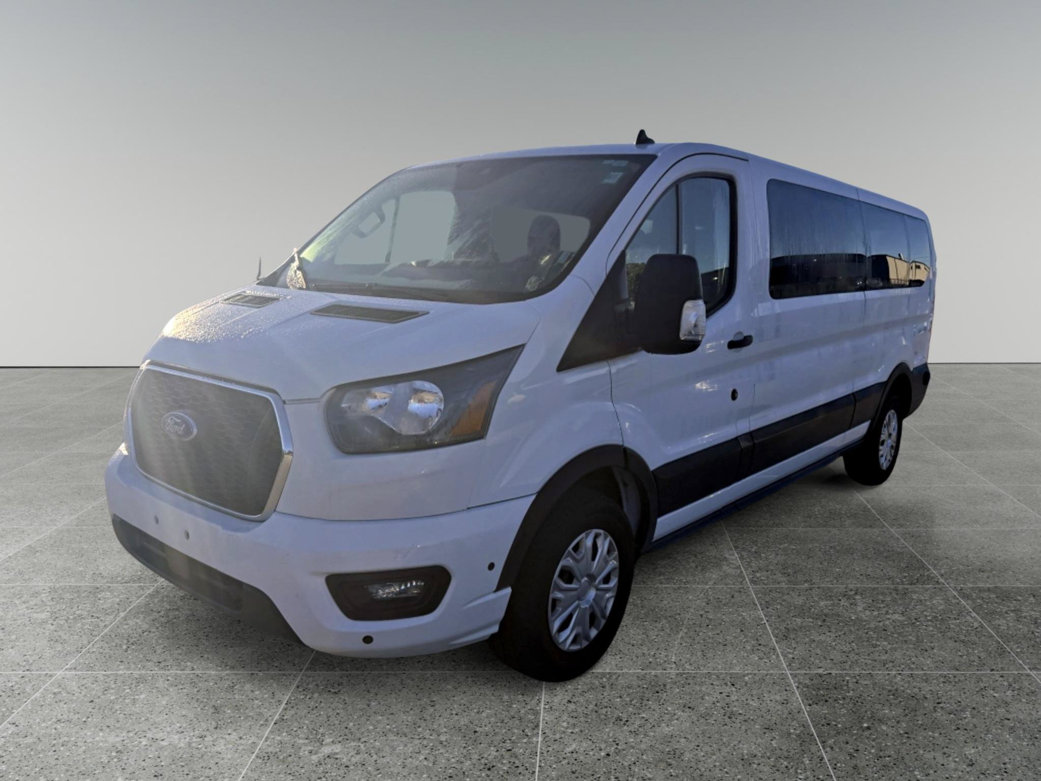 Used 2024 Ford Transit 350 XLT RWD image 1