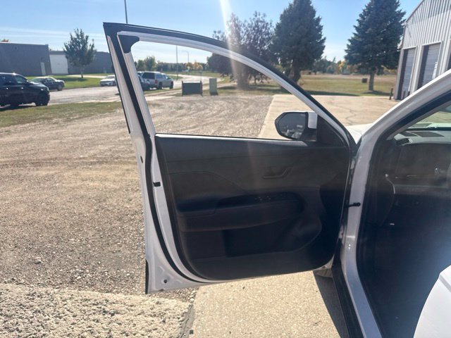 Used 2025 Hyundai Kona SEL AWD/4WD image 19