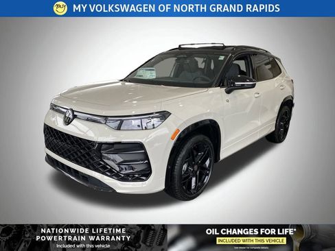 New 2026 Volkswagen Tiguan SE R-Line image 3