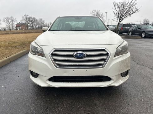 Used 2017 Subaru Legacy 2.5i Premium image 2