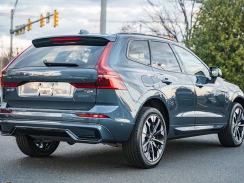 New 2026 Volvo XC60 T8 Plus w/ Protection Package Premier image 4