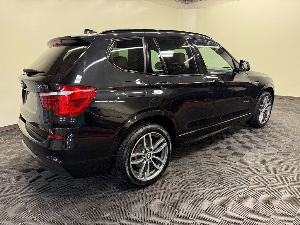 Used 2017 BMW X3 xDrive35i w/ Technology Package AWD/4WD image 12