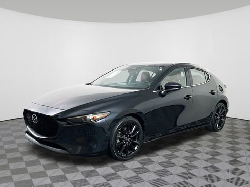 Used 2020 MAZDA MAZDA3 AWD Hatchback w/ Premium Pkg image 2