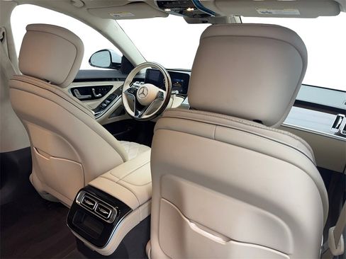 Used 2022 Mercedes-Benz S 580 4MATIC Sedan image 40