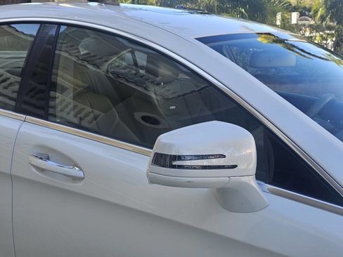 Used 2012 Mercedes-Benz CLS 63 AMG image 28