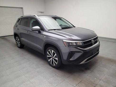 Used 2023 Volkswagen Taos SE FWD image 13