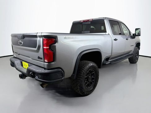 Used 2024 Chevrolet Silverado 2500 ZR2 w/ ZR2 Bison Edition AWD/4WD image 6