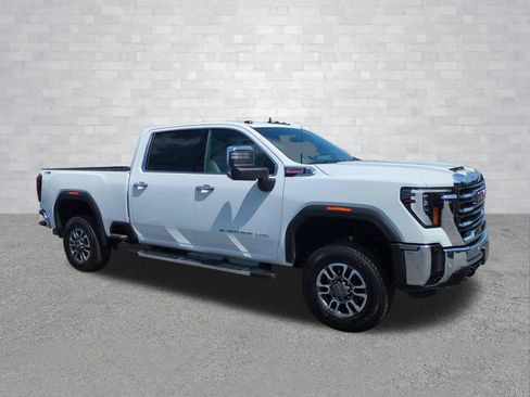 Used 2025 GMC Sierra 2500 SLT w/ SLT Convenience Package AWD/4WD image 2