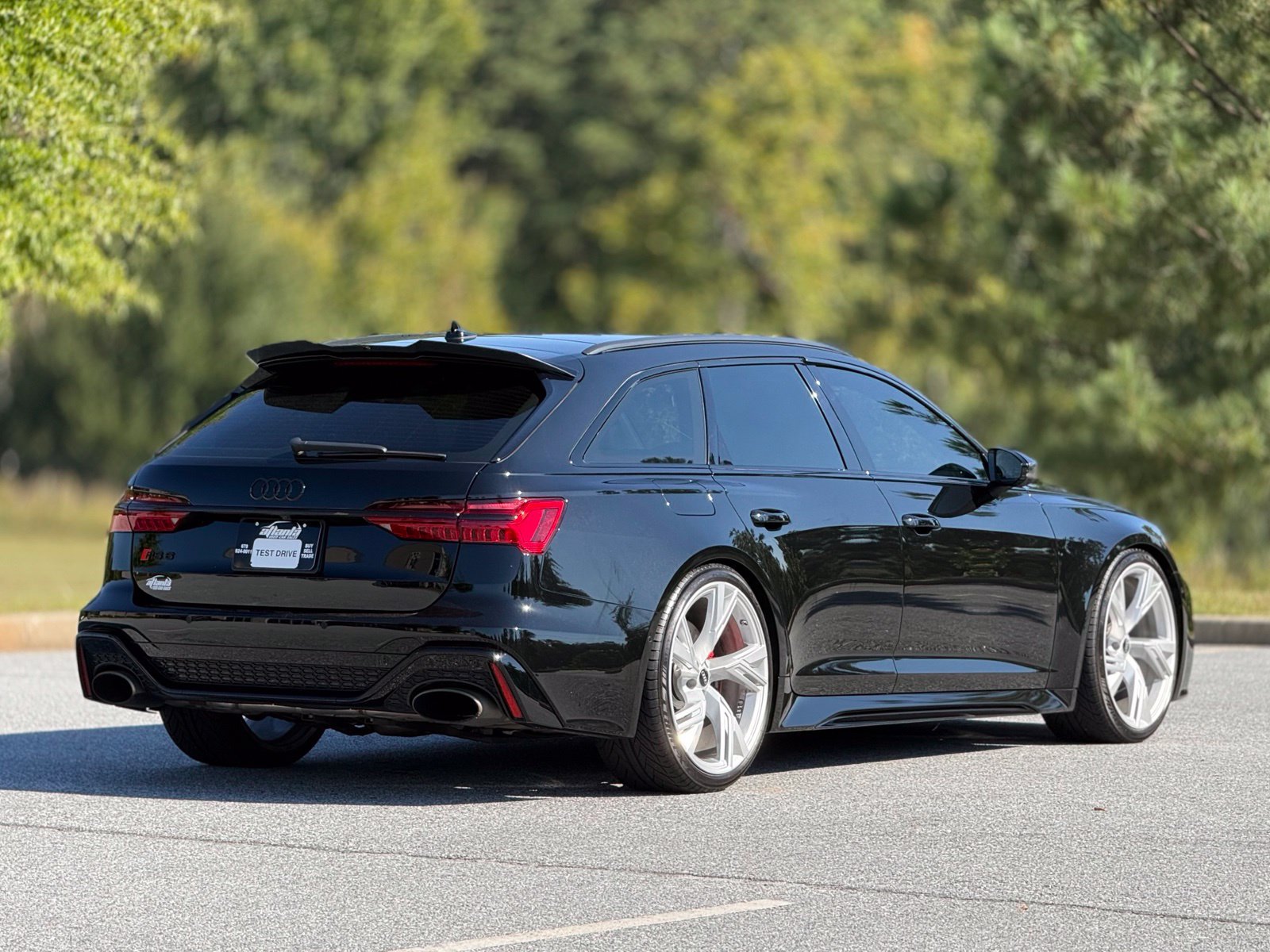 Used 2021 Audi RS 6 w/ Executive Package AWD/4WD image 11