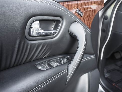 Used 2020 Nissan Armada SL w/ Premium Package image 12