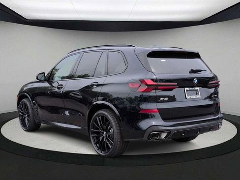 New 2026 BMW X5 xDrive40i w/ M Sport Package AWD/4WD image 6