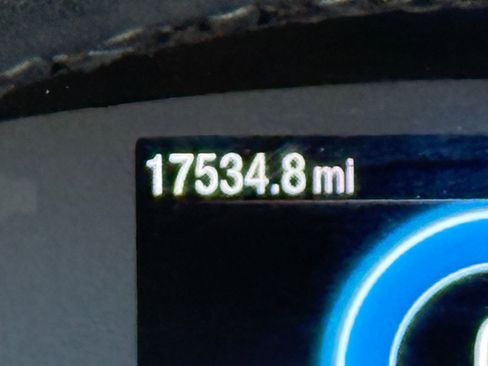 Used 2022 Ford Escape SE w/ SE Sport Appearance Package image 31