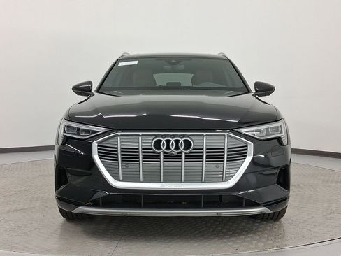Used 2022 Audi e-tron Premium Plus w/ Premium Plus Package image 6