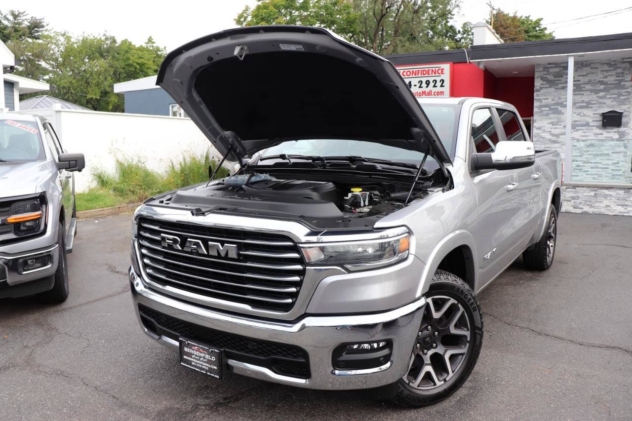 Used 2025 RAM 1500 Laramie AWD/4WD image 56