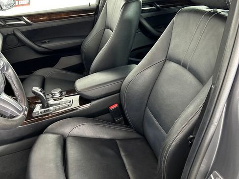 Used 2017 BMW X3 xDrive28i image 12