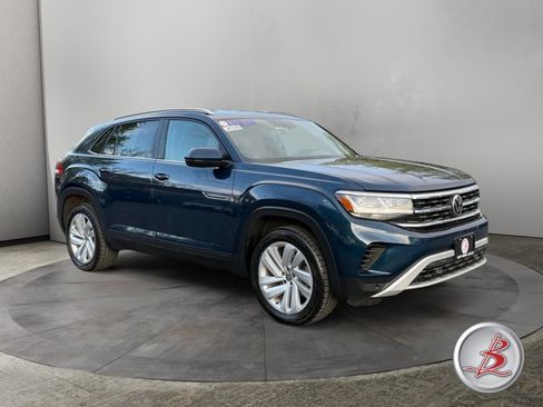 Used 2020 Volkswagen Atlas Cross Sport SE AWD/4WD image 1
