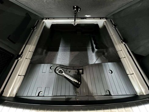 Used 2017 BMW X6 xDrive35i image 7