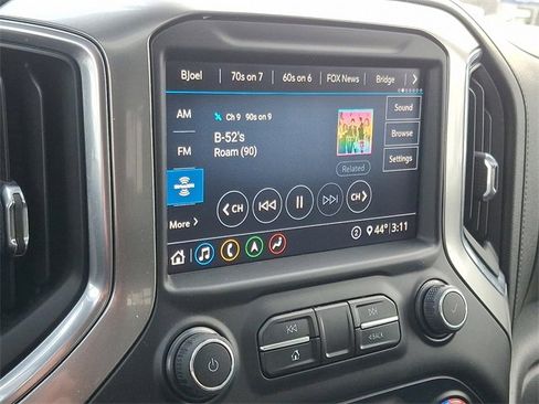 Used 2020 Chevrolet Silverado 2500 LTZ w/ LTZ Premium Package image 19