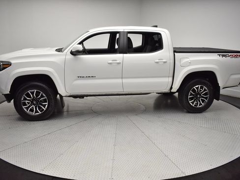 Used 2023 Toyota Tacoma TRD Sport AWD/4WD image 8