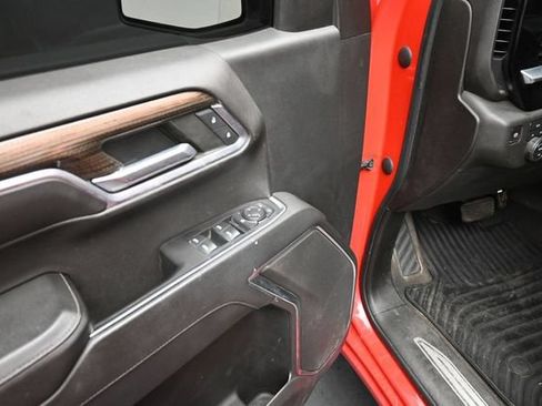 Used 2022 Chevrolet Silverado 1500 LT AWD/4WD image 13