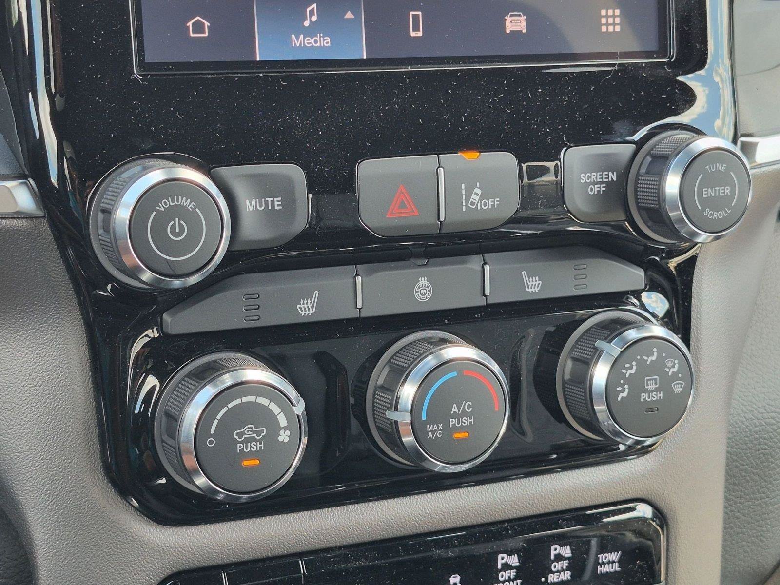 New 2026 RAM 1500 Big Horn AWD/4WD image 31
