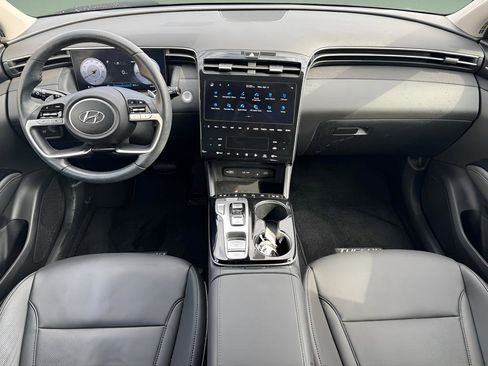 Certified 2024 Hyundai Tucson Limited AWD/4WD image 16
