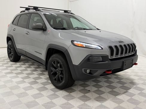 Used 2015 Jeep Cherokee Trailhawk w/ Comfort/Convenience Group image 20