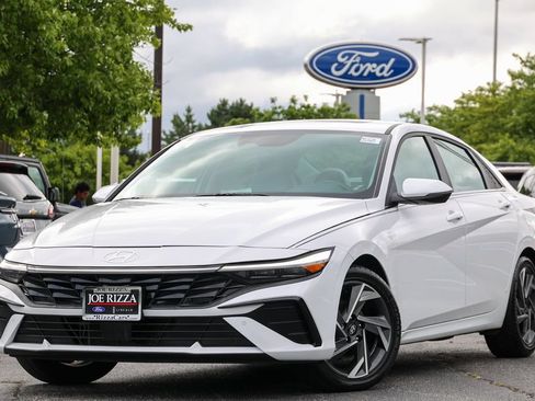 Used 2024 Hyundai Elantra Limited FWD image 1